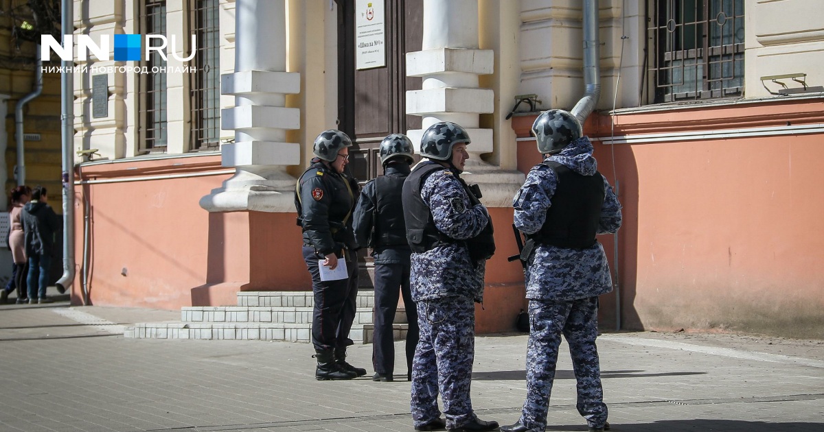 Росгвардия на Сормовском повороте в Нижнем Новгороде, что происходит